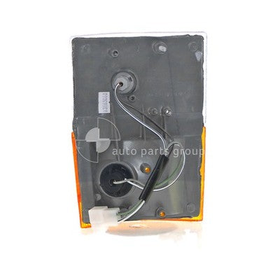 Toyota Hiace YH50/YH60 Front Park / Indicator Lamp LH (02/83-10/89)