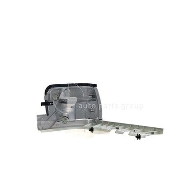 Genuine Mitsubishi Express SJ Front Park / Indicator Lamp LH (10/86-05/13)