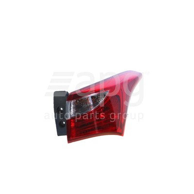 Genuine Hyundai i30 GD/GD II Tail Lamp RH (02/13-12/15)