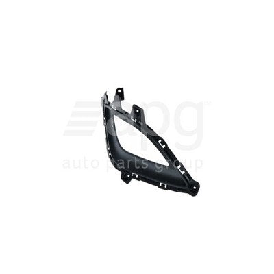 Genuine Hyundai i30 GD/GD II Front Bar Grille RH (05/12-03/17)