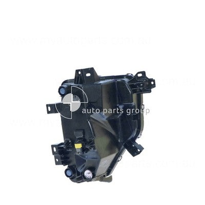 Genuine Mitsubishi Triton MR Fog Lamp LH (11/18-11/23)