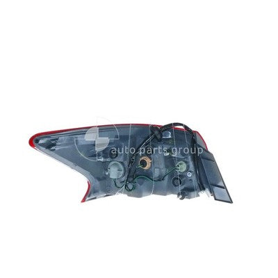 Genuine Nissan Pulsar B17 Tail Lamp RH LED (11/12-12/17)