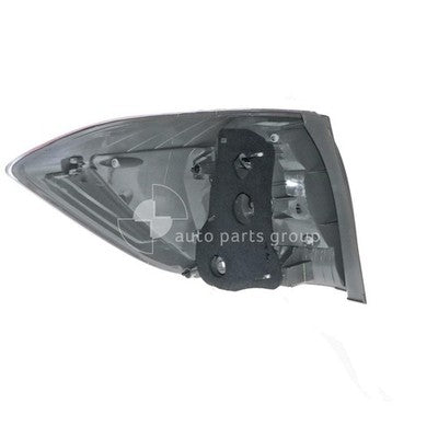 Genuine Toyota Kluger GSU40R/GSU45R Tail Lamp RH (07/10-12/13)