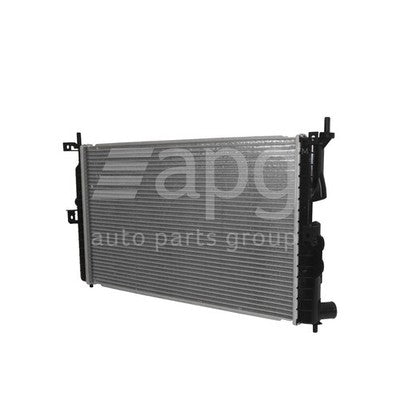Holden Vectra JR/JS/JSII Radiator Plastic Aluminium 608 x 358 x 26 mm 34 / 34 mm