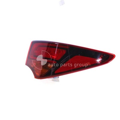 Genuine Hyundai Santa Fe DM Tail Lamp RH (11/15-On)