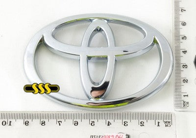 Genuine Toyota Kluger Badge/Logo *T* Logo On Tail Gate (08/03-05/07)