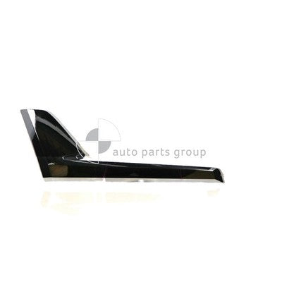 Toyota Landcruiser UZJ200/VDJ200 Head Lamp Filler Panel RH (09/15-11/21)