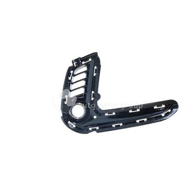Genuine Hyundai Elantra AD Front Bar Grille RH (12/15-10/18)
