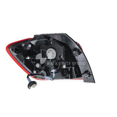 Genuine Mitsubishi ASX XA/XB/XC Tail Lamp RH (07/10-10/19)