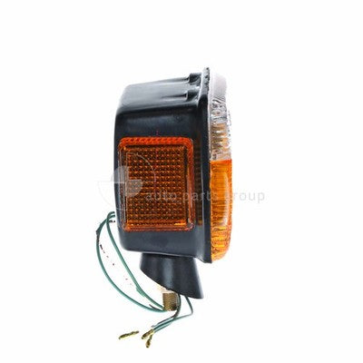 Toyota Landcruiser 40 SERIES Front Park / Indicator Lamp RH (11/60-11/84)