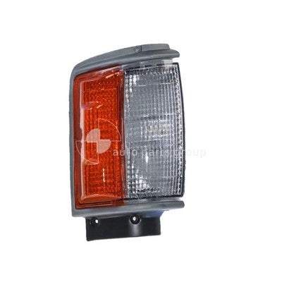Toyota Hilux YN63/LN65 Front Park / Indicator Lamp RH (08/83-08/88)