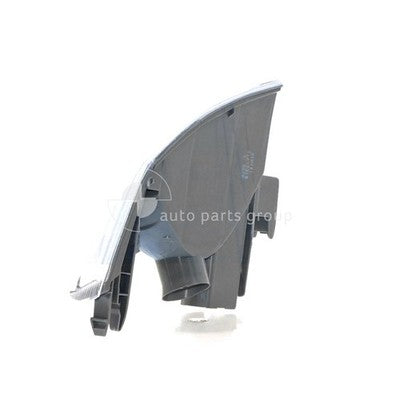 Nissan X-trail T30 Front Park / Indicator Lamp LH (09/01-09/07)
