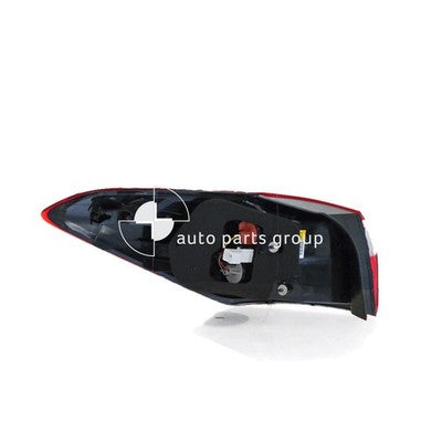 Genuine Kia Cerato YD Tail Lamp RH (04/13-03/16)