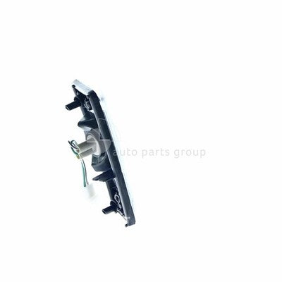 Toyota Landcruiser 60 SERIES Front Park / Indicator Lamp RH (08/80-01/90)