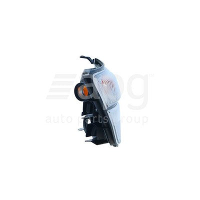 Nissan Patrol GU Front Park / Indicator Lamp RH (12/97-10/01)
