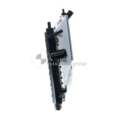 Holden Barina SB Radiator Plastic Aluminium 680 x 268 x 26 mm 35 / 35 mm