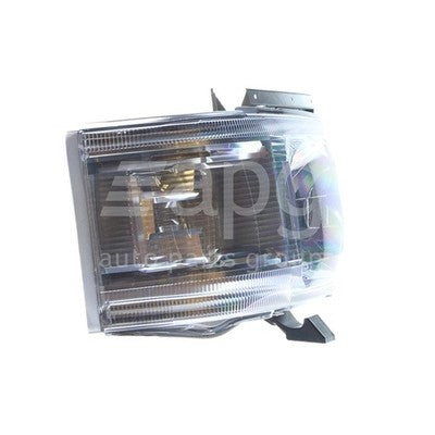 Toyota Hiace Head Lamp RH (01/05-02/19)
