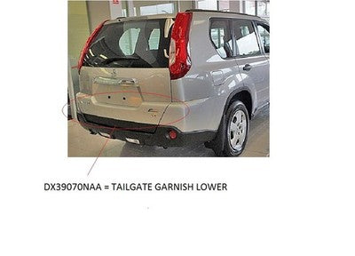 Genuine Nissan / Datsun Xtrail Tailgate Garnish Lower Silver (09/10-03/14)