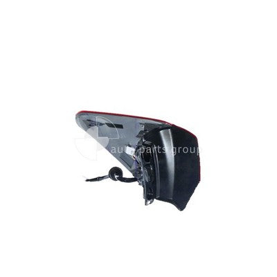 Genuine Toyota Kluger GSU50R/GSU55R Tail Lamp RH LED (11/16-11/19)