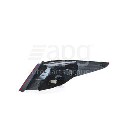 Genuine Hyundai Accent RB Tail Lamp LH (10/13-04/19)