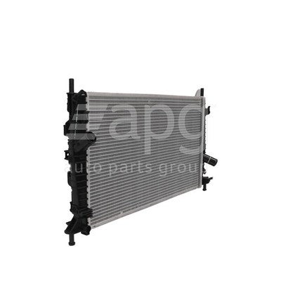Ford Focus Radiator Plastic Aluminium 670 x 368 x 16 mm 34 / 34 mm (01/04-07/13)