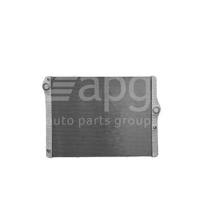 BMW 5 Series Radiator 493 x 610 x 32 mm : Manual/Auto : 8 mm Fin (05/11-11/17)