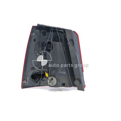 Genuine Kia Sorento XM Tail Lamp RH LED (07/09-09/12)