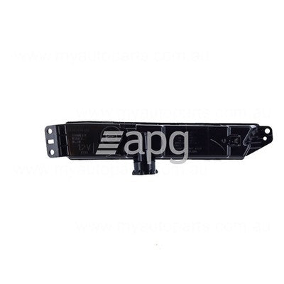 Genuine Honda CR-V RW Fog Lamp LH (05/17-08/23)