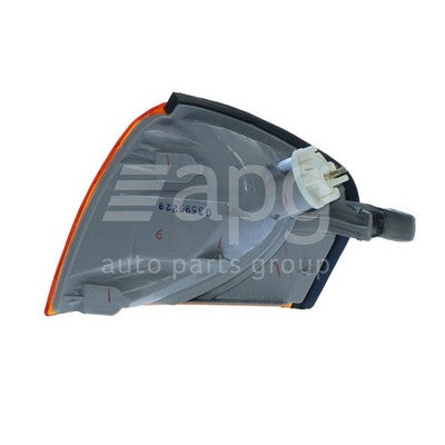 Mercedes-Benz C Class W202 Front Park / Indicator Lamp RH