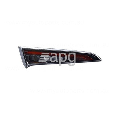 Genuine Toyota Corolla MZEA12R/ZWE211R Lift Gate Lamp LH (08/18-On)