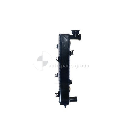 Holden Berlina VY/VY II Radiator Plastic Aluminium 675 x 428 x 28 mm 35 / 35 mm