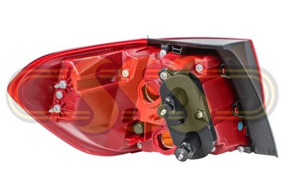 Kia Sorento Tail Lamp Right Hand No LED Si, Sport No LED (07/17-07/20)