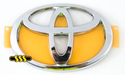 Genuine Toyota Landcruiser Badge/Logo *T* Logo On Grille (08/02-05/05)