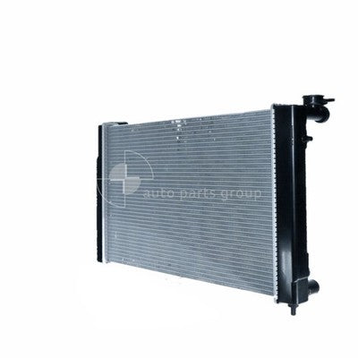 Holden Commodore Radiator Plastic Aluminium 675 x 428 x 26 mm 35 / 35 mm