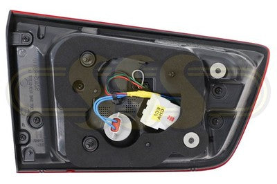 Genuine Kia Carnival Rear Garnish Lamp Right Hand With LED (12/14-03/18)