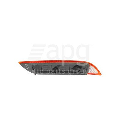 Genuine Toyota Corolla ZRE182R/ZWE186R Rear Bar Reflector LH (03/15-06/18)