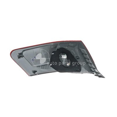 Genuine Toyota Aurion GSV40R Tail Lamp RH (10/06-04/12)