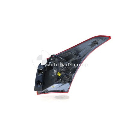 Genuine Hyundai i30 GD/GD II Tail Lamp LH (05/12-03/17)