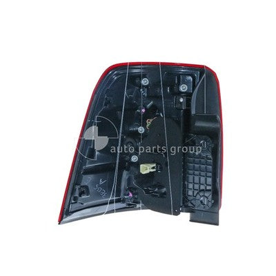 Genuine Toyota Landcruiser UZJ200/VDJ200 Tail Lamp RH (03/12-09/15)