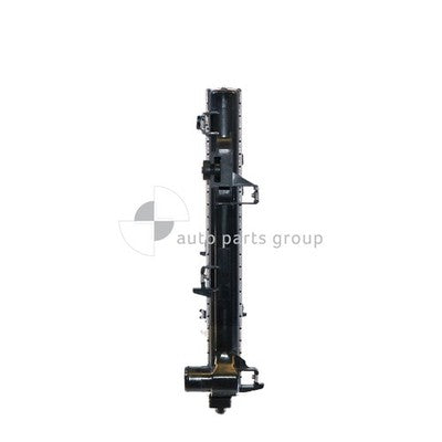 Jeep Commander XH/WH Radiator Plastic Aluminium 587 x 520 x 32 mm 38 / 44 mm