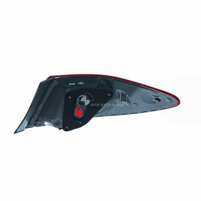 Genuine Toyota Camry ASV50R/AVV50R Tail Lamp LH Red/Clear (04/15-10/17)