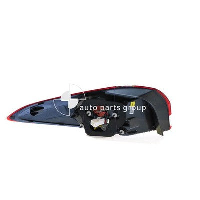 Genuine Kia Cerato YD Tail Lamp RH (03/16-04/18)
