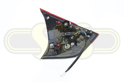 Genuine Nissan / Datsun Xtrail Rear Garnish Lamp Right Hand (02/17-08/22)