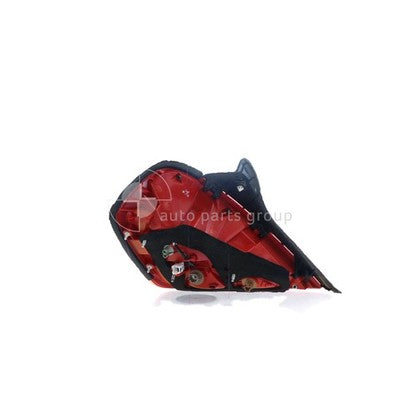 Genuine Nissan Maxima J31 Tail Lamp RH (12/03-01/09)