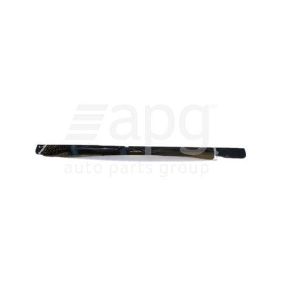 Genuine Hyundai Elantra XD Bonnet Mould (09/03-08/06)