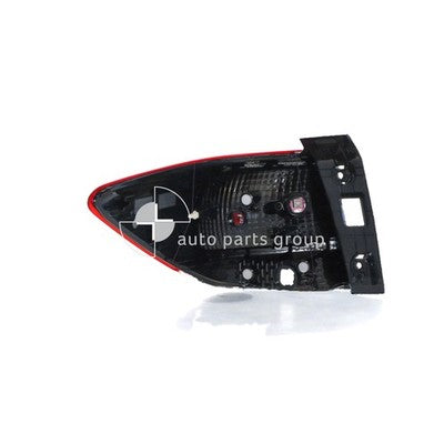 Genuine Subaru Impreza G5/G5X Tail Lamp RH (12/16-12/20)