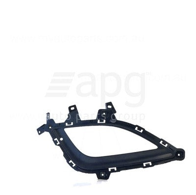 Genuine Hyundai i30 GD/GD II Front Bar Grille RH (12/14-03/17)