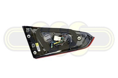 Genuine Kia Cerato Rear Garnish Lamp Right Hand Sedan No LED (02/16-06/18)