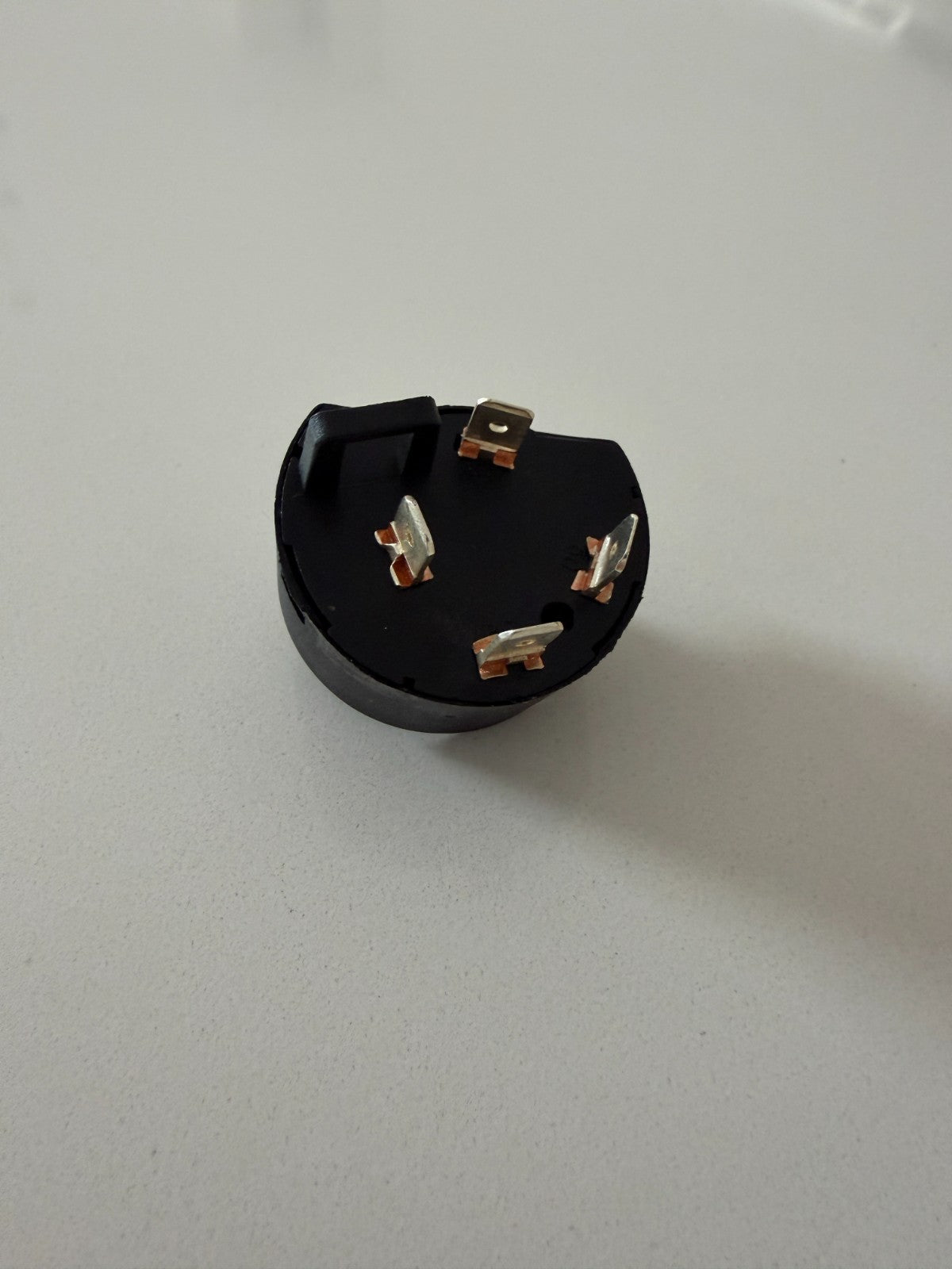SWITCH IGNITION HOLDEN COMMODORE VT VX VU VY VZ WH WK WL IGNITION SWITCH NEW