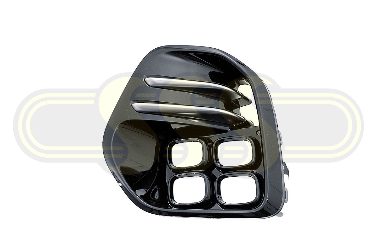 Genuine Kia Sportage Fog Lamp Cover Right Hand Platinum/GT-Line (11/15-05/18)